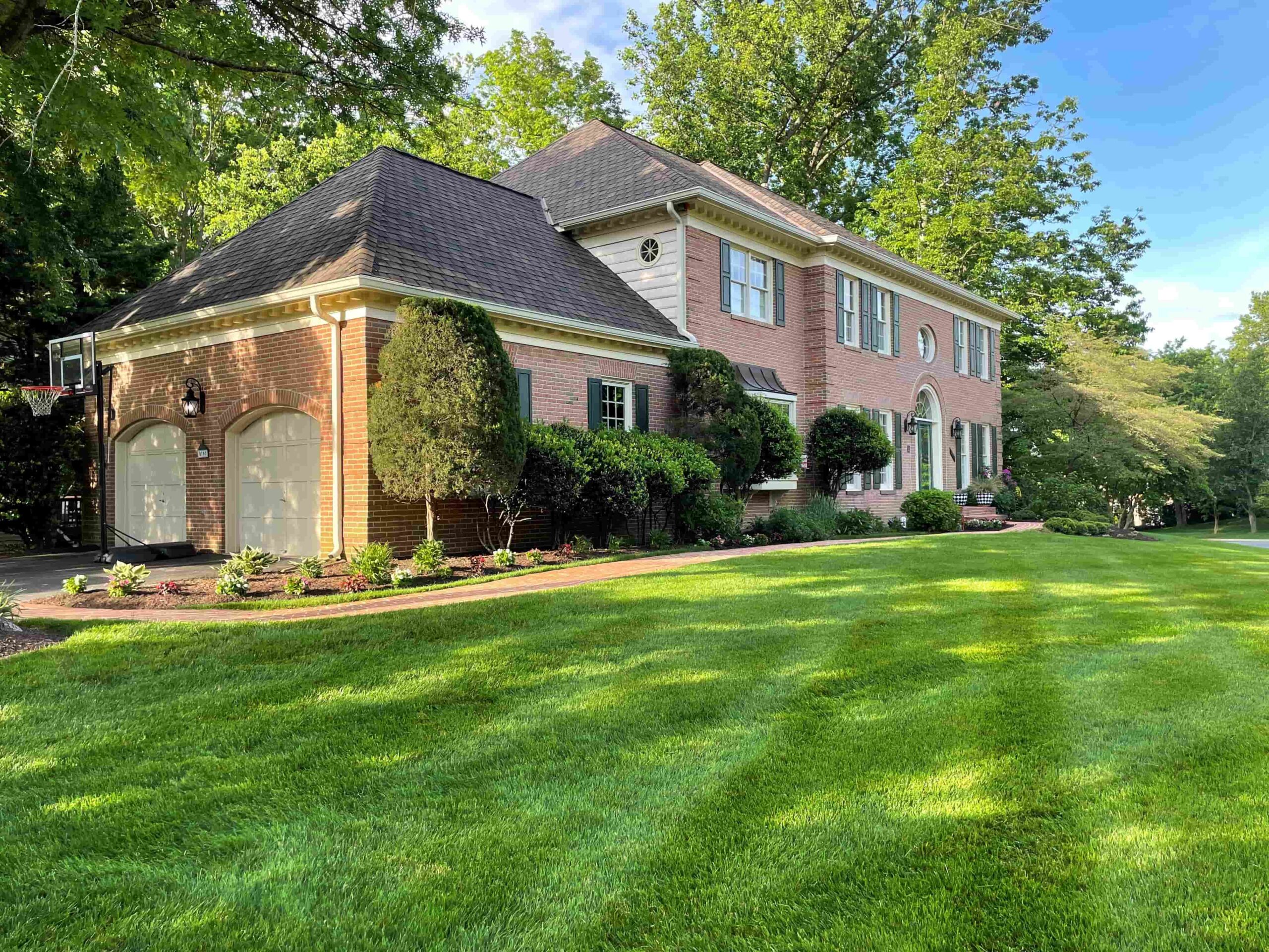 Independence Landscape Fresh mowed lawn 