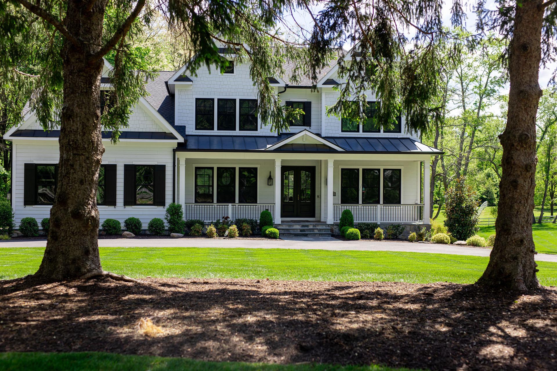 Independence Landscape fresh cut lawn in falls church, VA