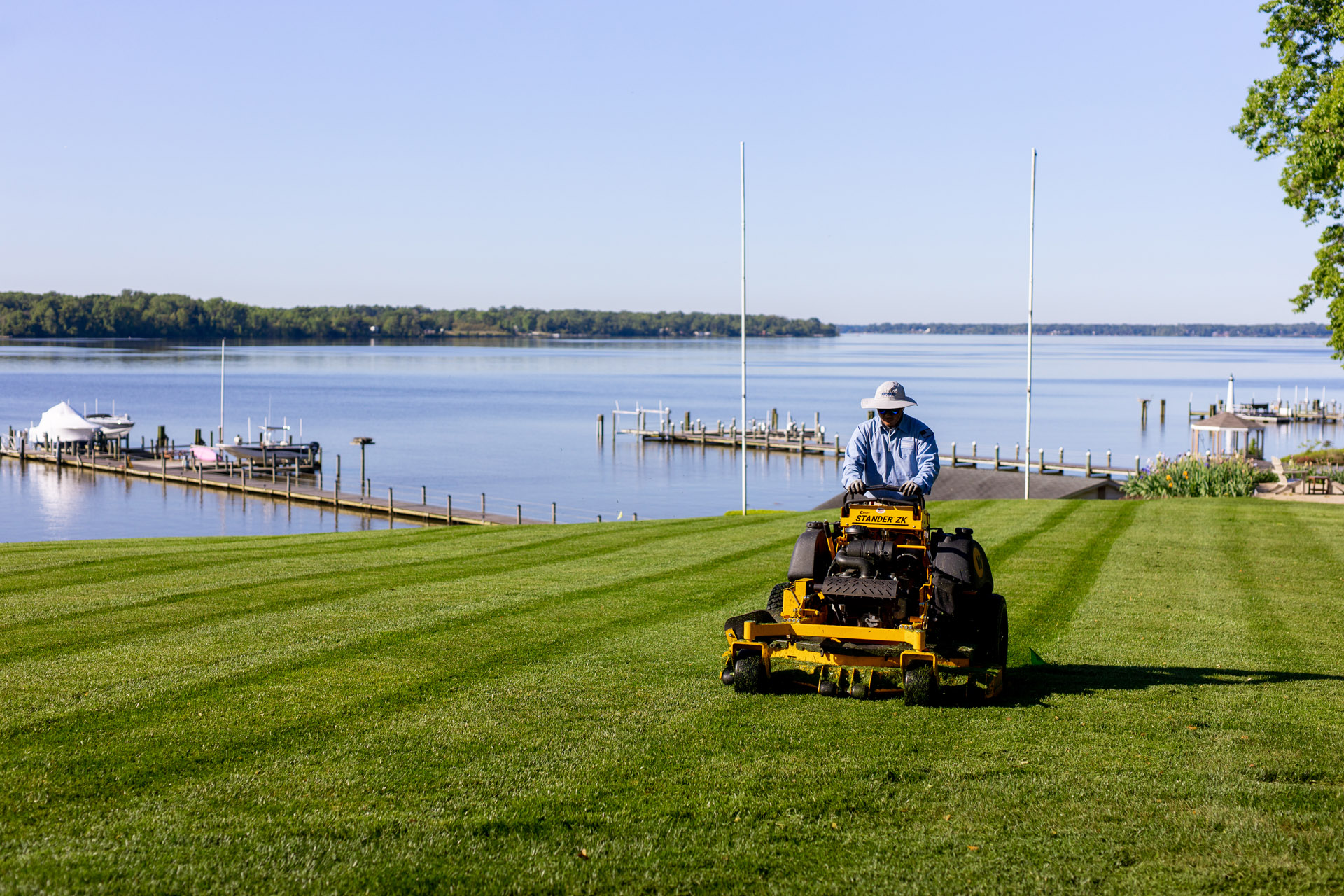 mowing and edging fall 